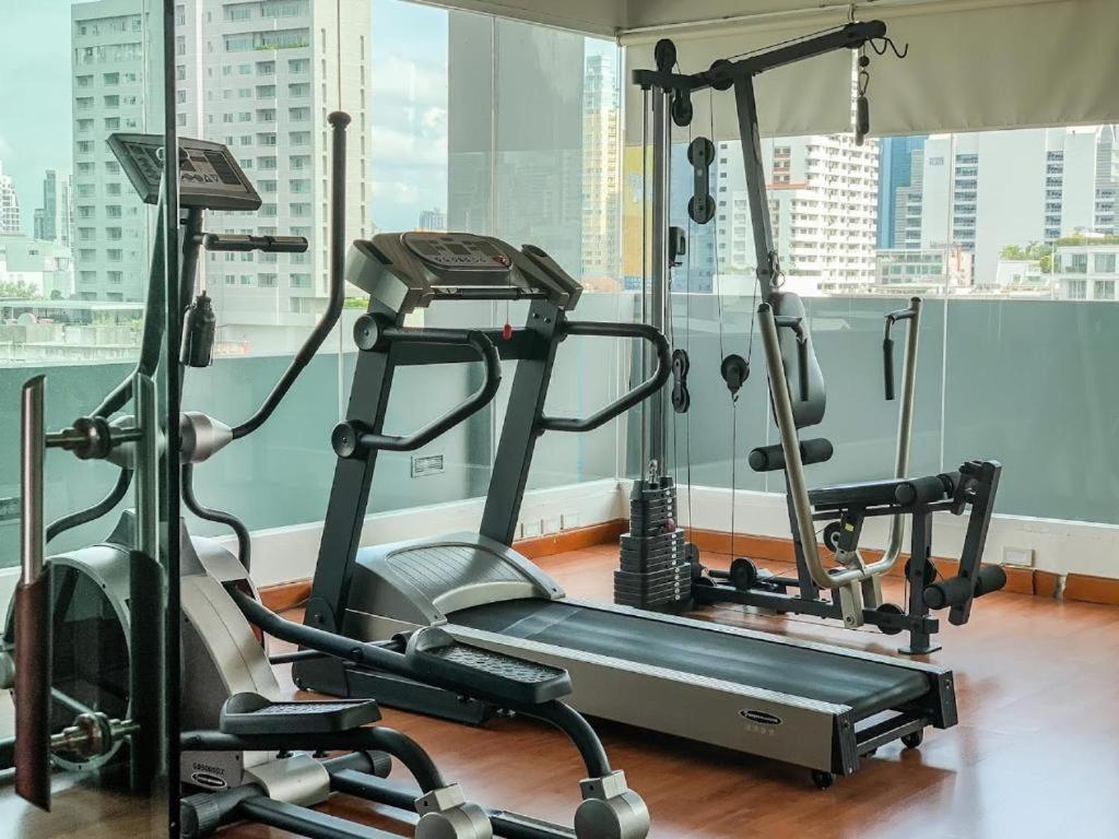 Go Inn Thonglor Bangkok Exteriör bild